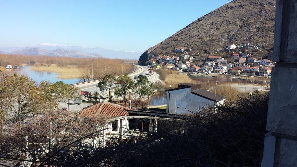 Guesthouse Mala Venecija Virpazar Kültér fotó